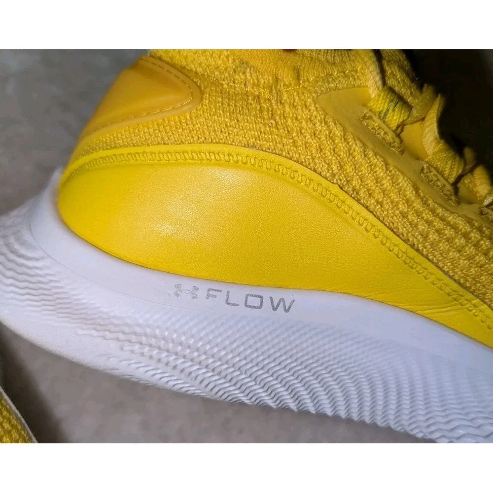 Under Armour Curry Flow 8 Yellow Basket‎ Shoes  Sz 6Y/8 Women  3023527-701